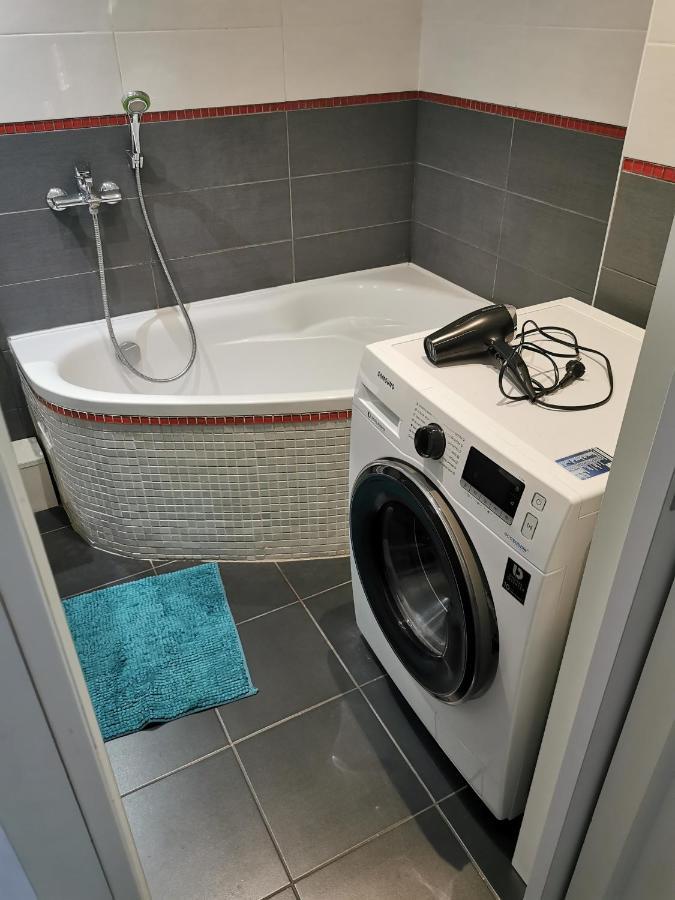 Centrum Apartman Kukucinova6 Caşonia Exterior foto